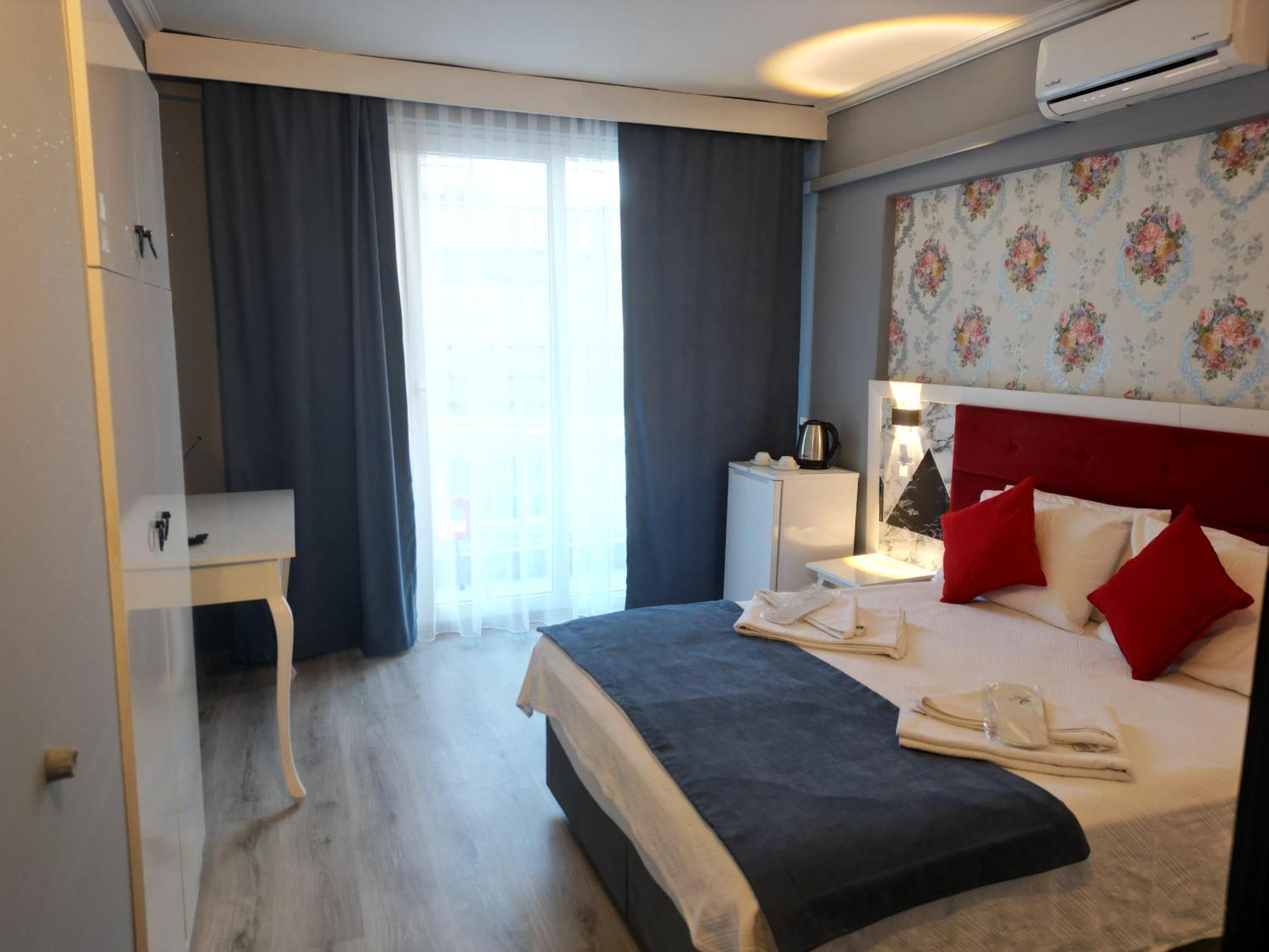 Akman City Hotel Кушадасы Экстерьер фото