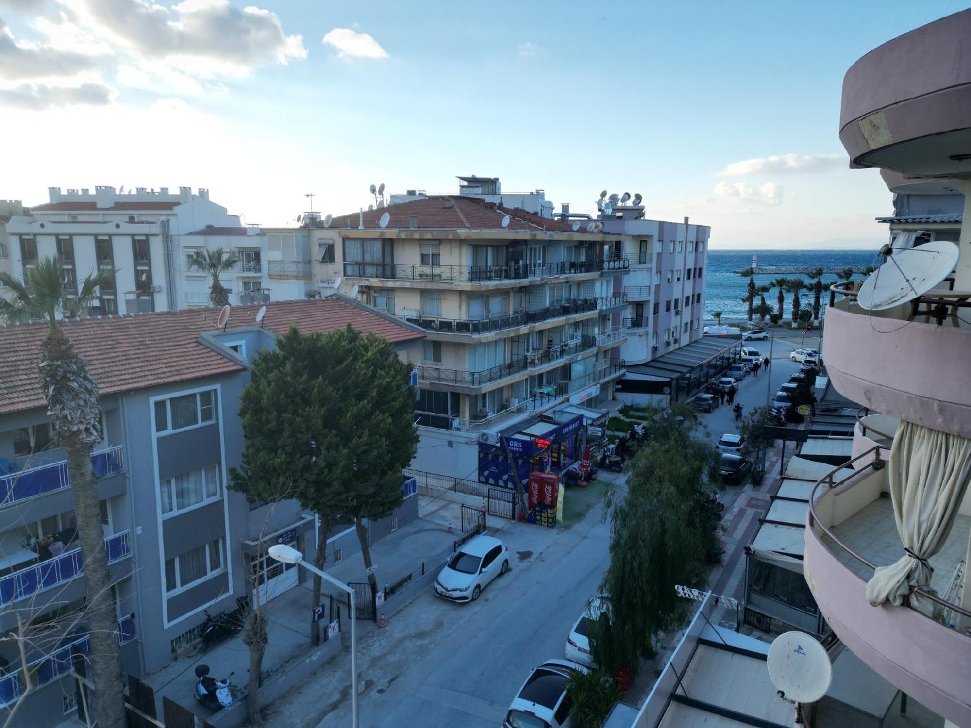 Akman City Hotel Кушадасы Экстерьер фото