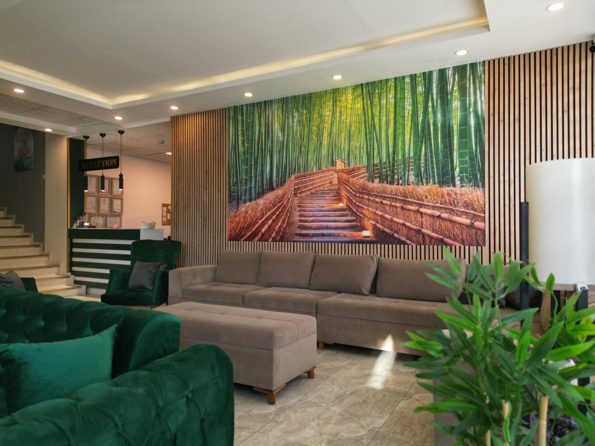 Akman City Hotel Кушадасы Экстерьер фото