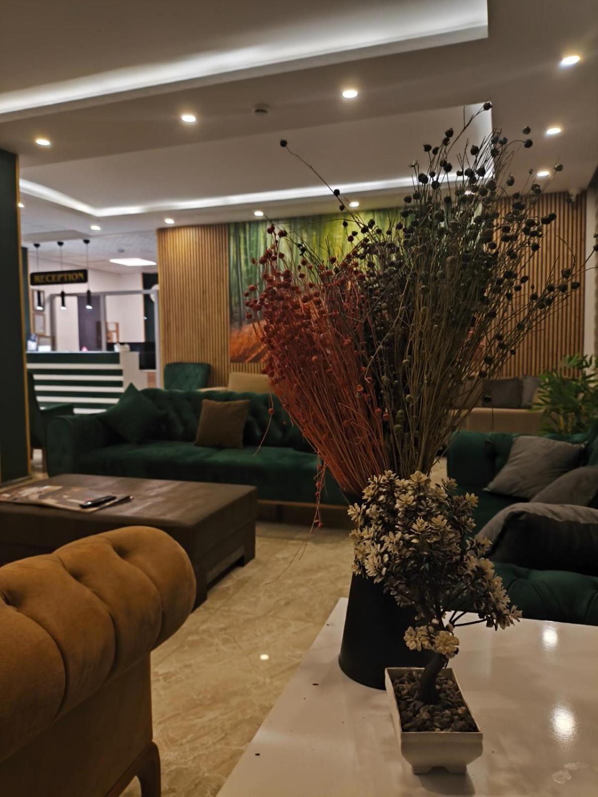 Akman City Hotel Кушадасы Экстерьер фото
